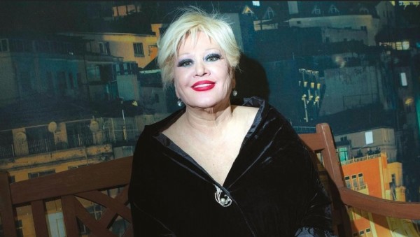 Usta sanatçı Muazzez Abacı hayatını kaybetti!